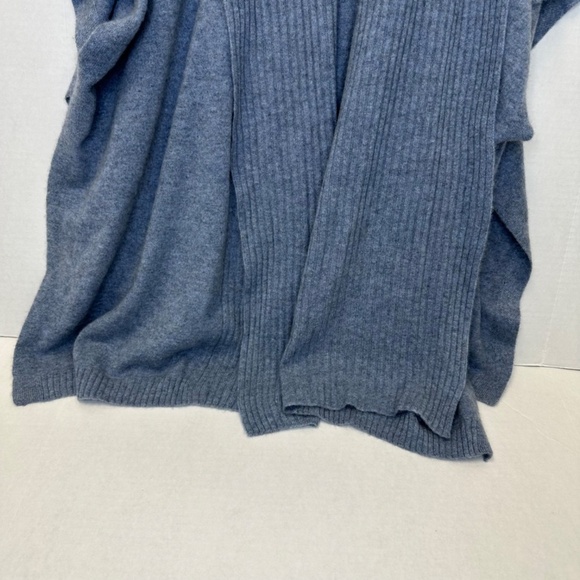 Soft By Naadam Cashmere Blue Short Sleeve Open Cardigan Poncho size M/L - Picture 4 of 10
